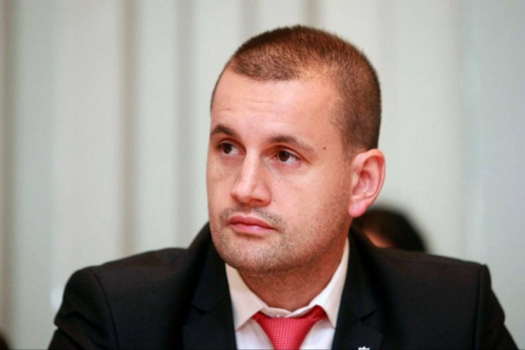Stefanović: Podržavamo odluku predsednika o pooštravanju kaznene politike