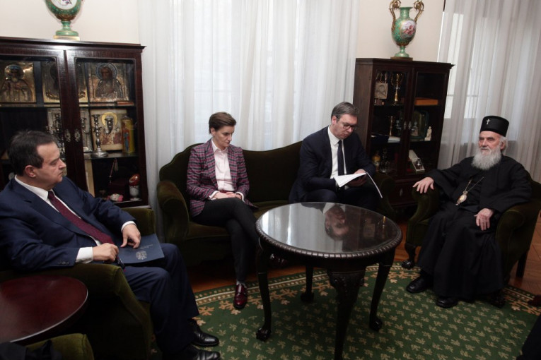 Vučić posle sastanka sa patrijarhom: To što piše u platformi je uvreda za zdrav razum!