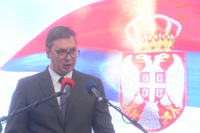 Vučić čestitao Putinu nacionalni praznik: Dan Rusije - svetkovina slobodarstva i nezavisnosti