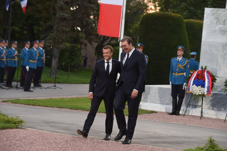 MAKRON: VUČIĆ JE GLAVNI LIDER NA BALKANU! Francuski predsednik ozbiljno računa na Srbiju