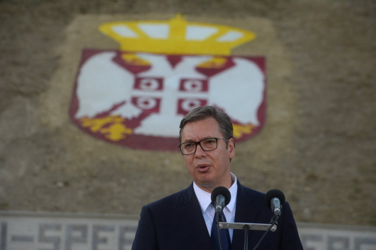 Vučiću se sprema veliko zlo: Zbog suverene politike proći će kao kralj Aleksandar