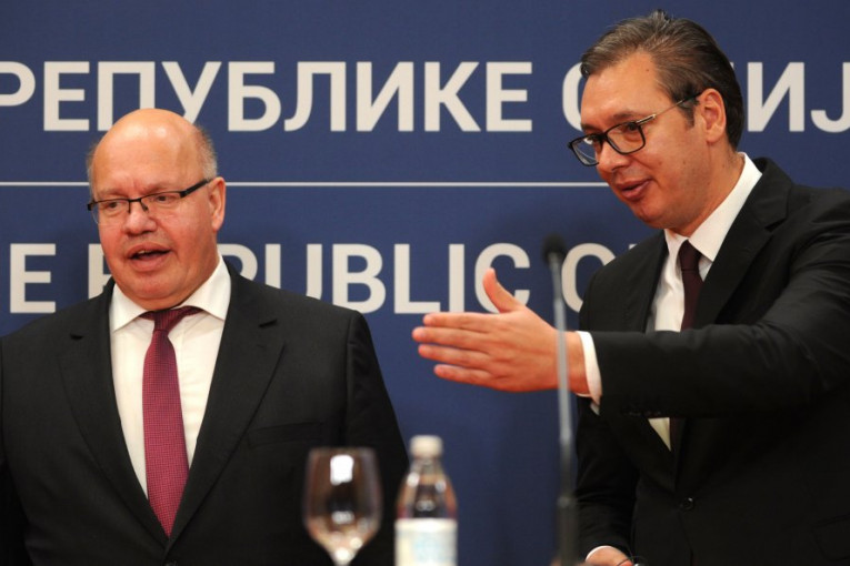 Vučić sa Altmajerom: U Pančevu se gradi nemačka fabrika elektromotora, posao za 1.100 ljudi, a prosečna plata 1.700 evra