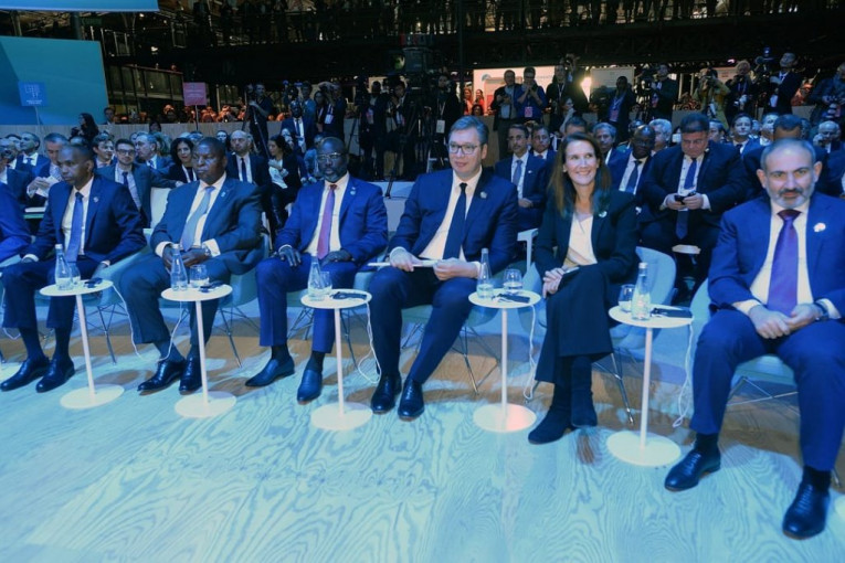Vučić debatuje o svetskim problemima: Predsednik Srbije na otvaranju Drugog pariskog foruma o miru