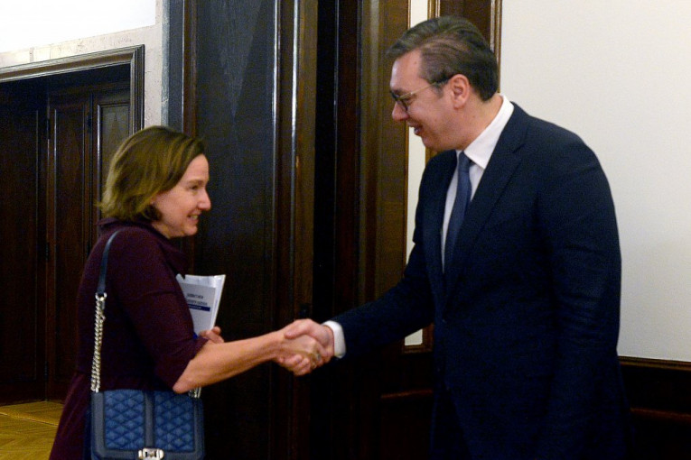 (FOTO) Vučić sa Lindom Van Gelder: Potrebna pomoć Svetske banke za još snažnije reforme!