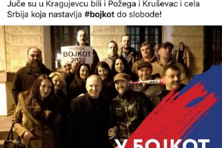 KAKAV ZUMBUL! Đilas bubnuo glupost veka: Pokazao fotografiju sa protesta u Kragujevcu pa se ispalio za medalju