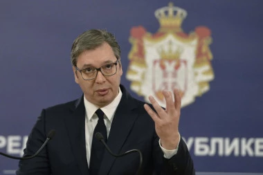 Predsednik Srbije uputio je oštru poruku Tončevu: Ko otpušta radnike, neka ne računa na pomoć države