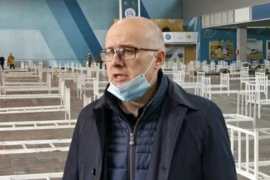 (VIDEO) Vučević posetio Novosadski sajam: Imamo oko 1.000 kreveta za lakše bolesnike