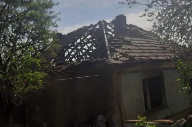 Postoje indicije da je kuća namerno zapaljena: Policija vrši istragu