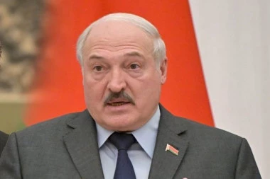 SAM BOG NAS JE SPASAO NUKLEARNOG RATA! Lukašenko priznao: Situacija je još OPASNIJA...