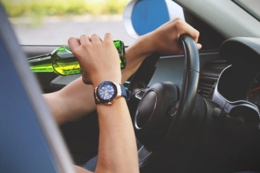 VOZIO SA 3,24 PROMILA ALKOHOLA U KRVI: Uhapšen pijani vozač