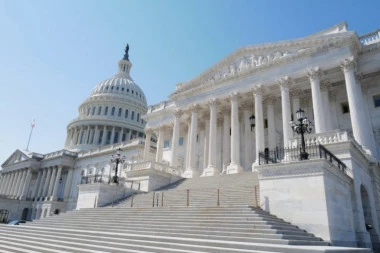 UPRKOS PODELAMA MEĐU REPUBLIKANCIMA: Američki Senat podržao nacrt zakona o pomoći Ukrajini i Izraelu!