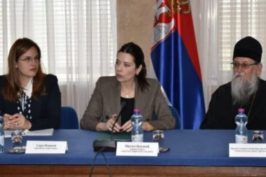 Vujović potpisala ugovore: "Odvajamo sve veća sredstva za prirodna dobra od nacionalnog značaja"!