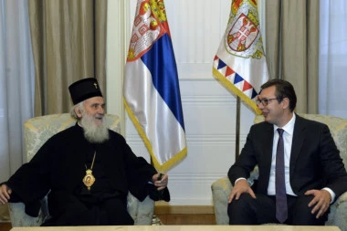 Vučić čestitao 90. rođendan patrijarhu Irineju