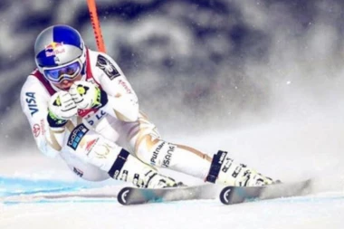 OPROŠTAJ SKIJAŠKE ŠERON STOUN: Amerikanka u poslednjoj trci stigla do medalje!