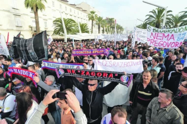 Sunce ogrejalo i Split: Hajduk posle sramne eliminacije zaradio 9.000.000 evra!