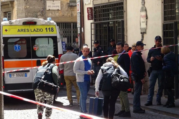 ŠUMAR POČINIO BRUTALAN MASAKR! Ubio ženu, ćerku, pa komšiju! I rođenoj majci PUCAO U GLAVU