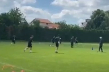 (VIDEO) Crno - bele pripreme: Igrači Partizana "bruse" formu pred nastavak prvenstva