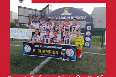 Dečaci FC Železnik osvojili međunarodni kup "Vujadin Boškov" u Novom Sadu