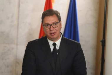 (FOTO) Vučić čestitao Vidovdan: Ovo je naš najvažniji dan, postojaće dok je Srba i Srbije!