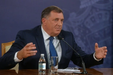 Dodik o izborima u Crnoj Gori: NAPETO JE!