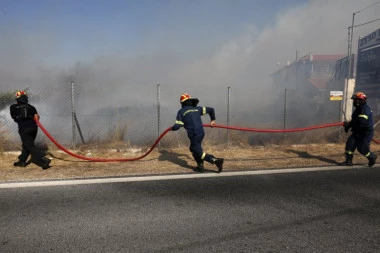 Požar u Subotici: Buknulo porodično imanje, dečak (16) zadobio OPEKOTINE