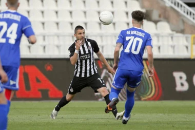 (VIDEO) ZMAJEVI POČIŠĆENI U HUMSKOJ: Rutinska TROJKA Partizana, autogol OTVORIO Voždovac!