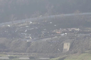 EKSPLOZIJA U FABRICI, NAJMANJE 12 POGINULIH! Horor u predgrađu, deo objekta se odmah urušio