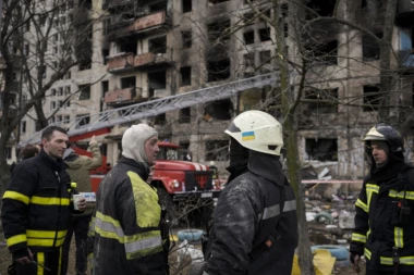 (VIDEO/FOTO) ŽESTOKE BORBE U DONBASU! Rusija zabranila izvoz žitarica, Zelenski ima samo jedan zahtev, a KADIROV upozorio Ilona Maska da se ne šali!