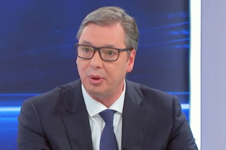 VUČIĆ JOŠ JEDNOM DOKAZAO DA ZNA SVAKO MESTO U SRBIJI: Ostavio voditeljku bez teksta - postavila mu trik pitanje (VIDEO)