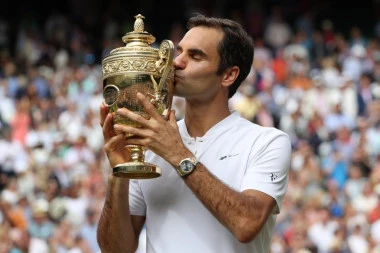 ENGLEZI GA UBEDILI: Rodžer Federer na Vimbldonu 2023. godine!