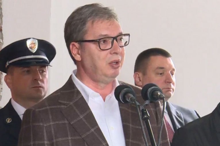 TAJKUNSKI BEDNICI! Vučić otkazao učešće zbog tragedije u zemlji, "Danas" to naziva ANTIEVROPSKOM POLITKOM!