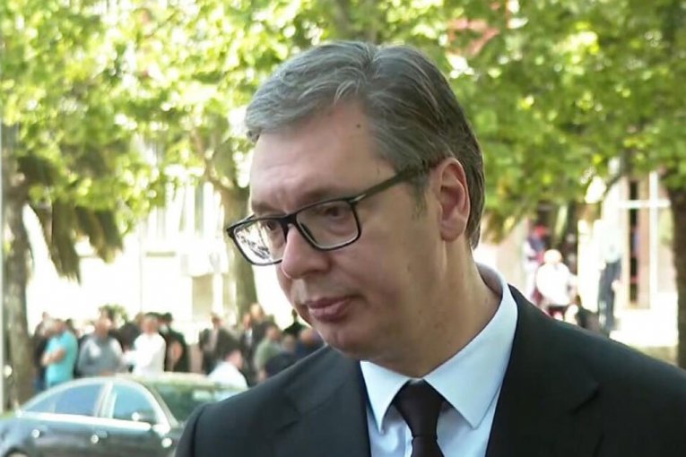 VUČIĆ NA INAUGURACIJI MILATOVIĆA: Mi svoj vojni položaj doživljavamo drugačije, čuvamo našu VOJNU NEUTRALNOST