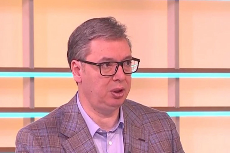 VUČIĆ PORUČIO: Strane službe su nas uništile!