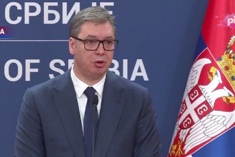 EVO DA LI POŠTANSKA ŠTEDIONICA KUPUJE PRVU BANKU CRNE GORE! Vučić odgovorio na pitanje koje trese region!