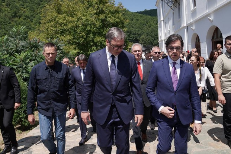 PREDSEDNIK VUČIĆ SA PENDAROVSKIM: Mi kao narod imamo bratske odnose, uvek se osećajte DOBRODOŠLI (VIDEO)