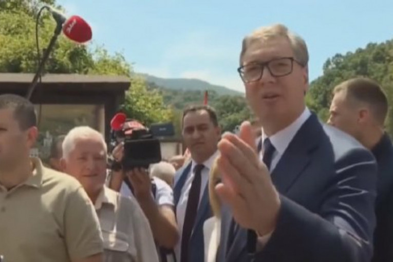 N1 PRIZNAO DA VUČIĆ URADI SVE ŠTO OBEĆA! Mašine rade punom parom, meštani su zadovoljni (VIDEO)