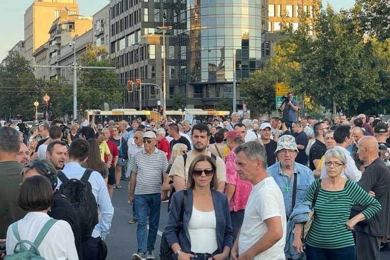 ZAVRŠEN PROTEST DELA OPOZICIJE U BEOGRADU