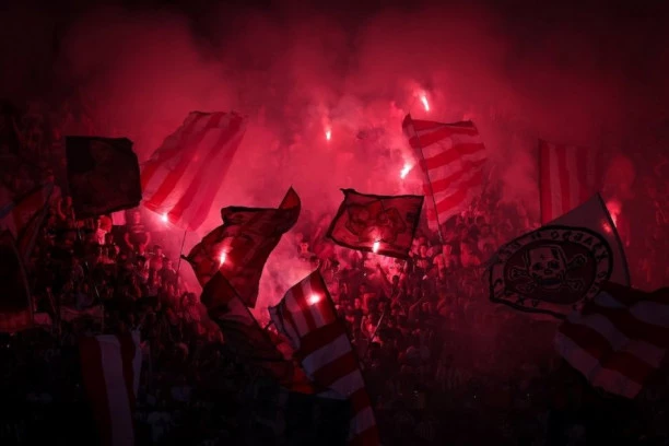 SRAMNI NEMCI DIŽU TENZIJU PRED MEČ ZVEZDE I ŠTUTGARTA: Brutalno isporzivali Srbiju i Beograd!