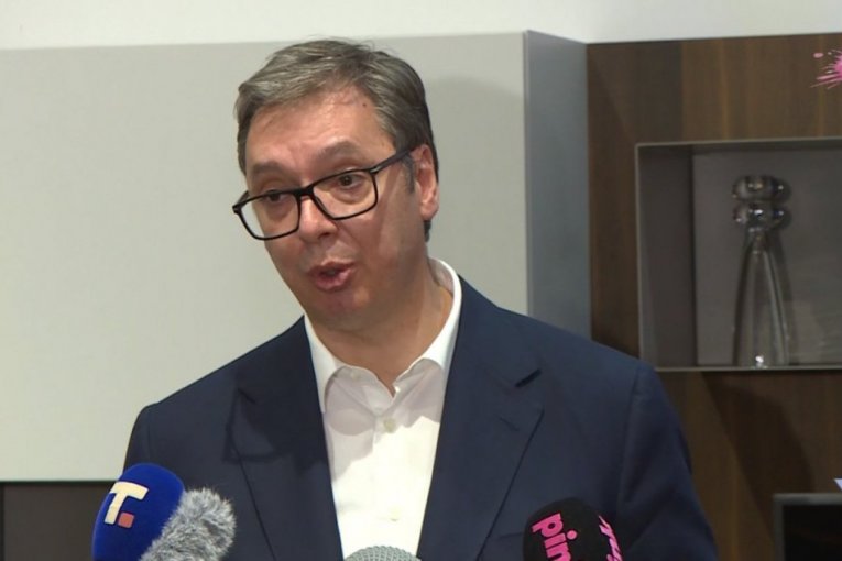 NEKA DOĐE NATO, KURTI ĆE MANJE DA DIVLJA! Vučić se obratio naciji: Radoičić neće da beži!