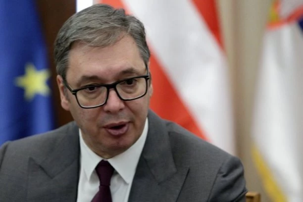 PREDSEDNIK U ARANĐELOVCU: Vučić na otvaranju novog pogona kompanije "Knjaz Miloš"