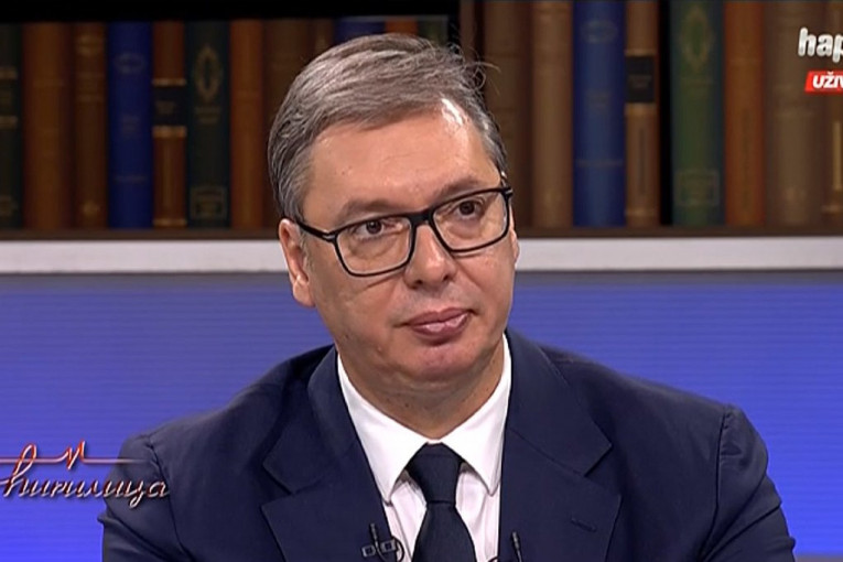 DOSTOJANSTVENO JE SRBIJA SVE OVO PODNELA: Predsednik Vučić zahvalio narodu na svemu: Ujedinjeni u bolu nismo nikoga unizili