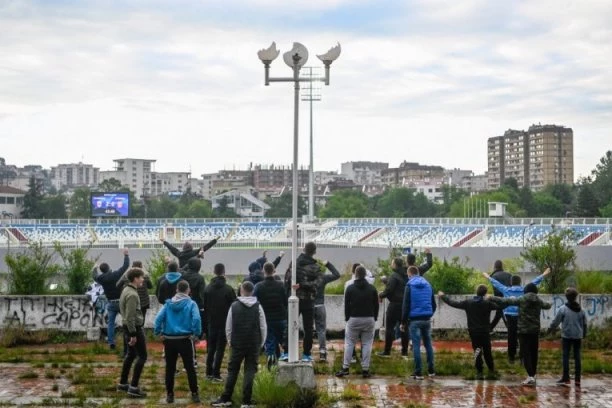 ALBANCI SE KRVE IZMEĐU SEBE: Lažna tvorevina se urušava kao kula od karata