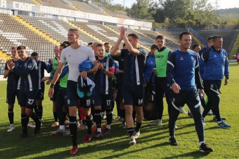 SUPERLIGA SRBIJE Voša ubedljiva protiv Nišlija, Napredak slavio u derbiju  začelja - Sportal