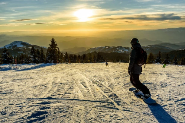 SUNČANO, ALI HLADNO! Evo kakvo nas vreme očekuje danas, ali i kad stiže nova tura snega!