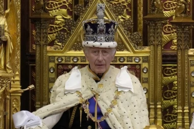 KRALJ ČARLS III ODUSTAJE! Prekida dugu tradiciju britanske monarhije!