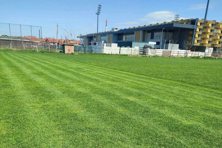 DERBI KOLA PORED STADIONA DUBOČICE: Lemind i Zloćudovo traže trijumf vredan ostanka u samom vrhu tabele!