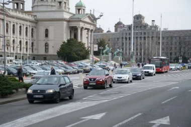 EKIPE ZA HITNE INTERVENCIJE VEĆ NA TERENU! Kvar u centru Beograda se otklanja - evo o čemu je reč!