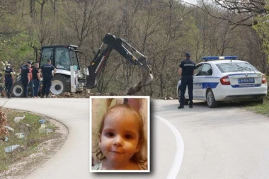 REPUBLIKA NA LICU MESTA! Ovde se danas TRAGA ZA MALOM DANKOM: Na terenu bageri i vatrogasci (FOTO+VIDEO)