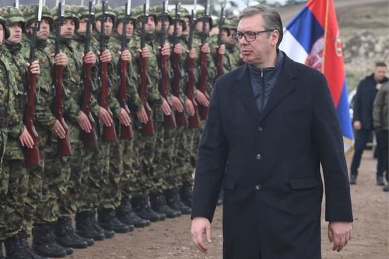 "ŽIVELA VOJSKA SRBIJE" VUČIĆ NAKON VEŽBE POSLAO JAKU PORUKU: Ovo što smo danas videli je pokazatelj toga koliko je Srbija napredovala u poslednjih deset godina