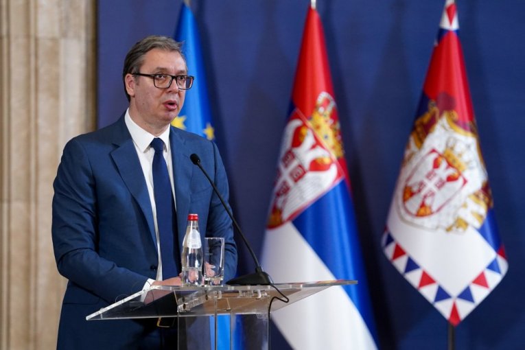 "BOLE NAS I SRCE I DUŠA ZBOG ONOGA ŠTO NAM RADE"! Vučić posle sastanka sa Varheljijem i pred put u Njujork: "PRUŽIĆU IM ODGOVOR KAKAV ZASLUŽUJU"!